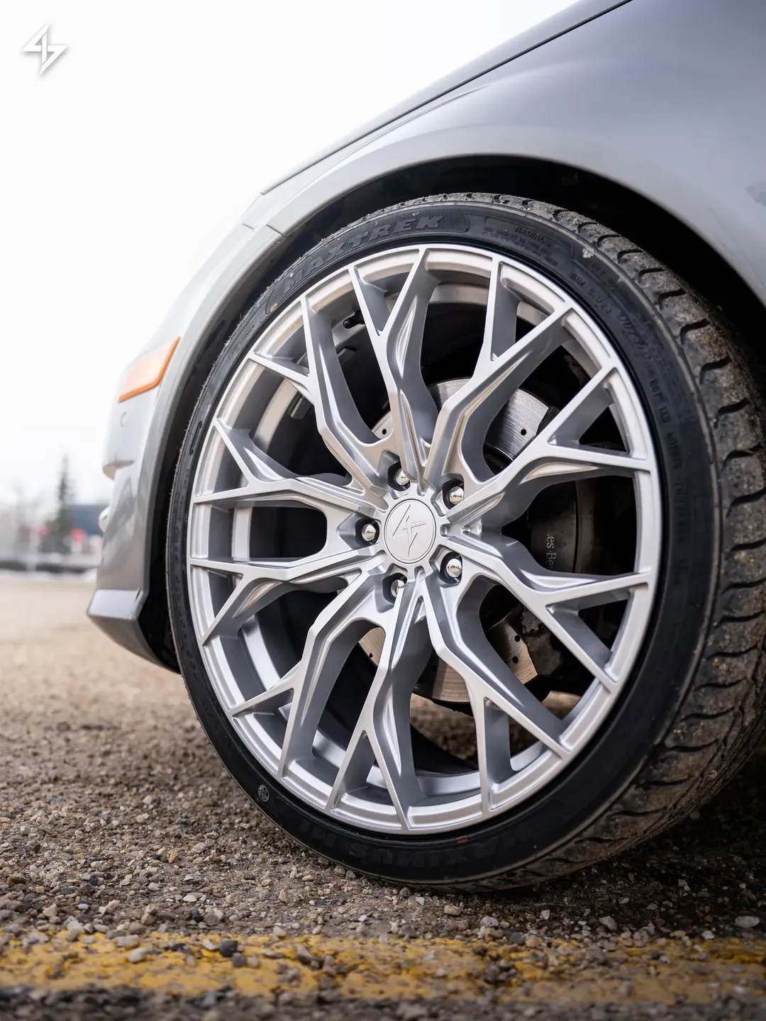 Roues Sentali Breakout sur le véhicule d'un client