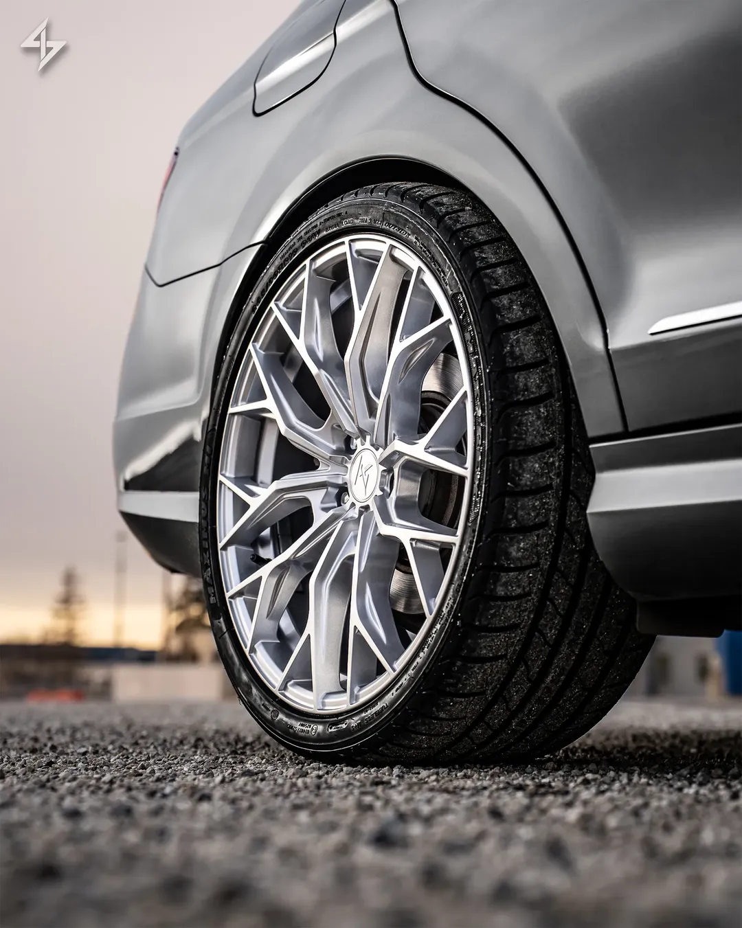 Roues Sentali Breakout sur le véhicule d'un client