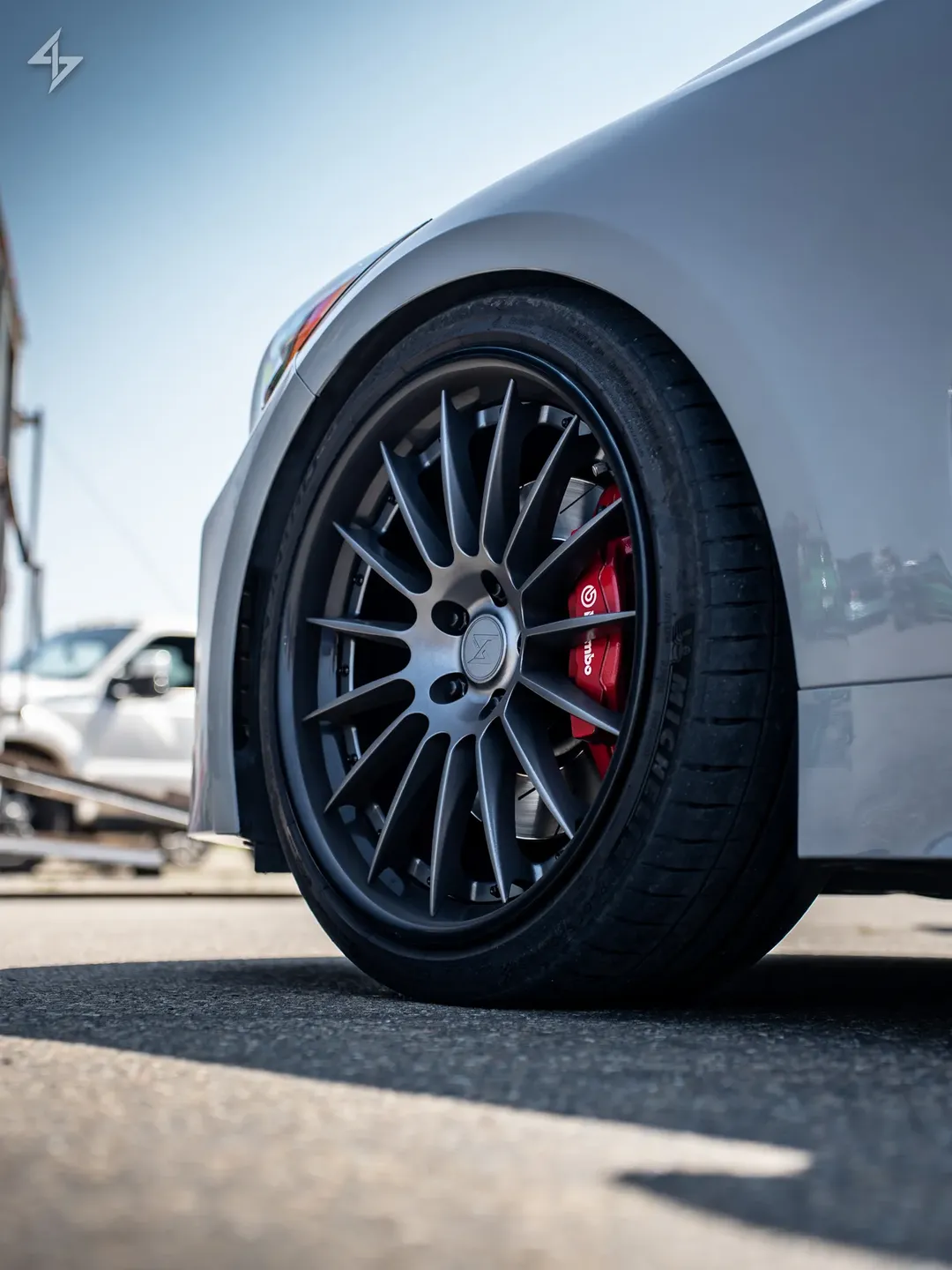Roues Sentali Corsa sur le véhicule d'un client