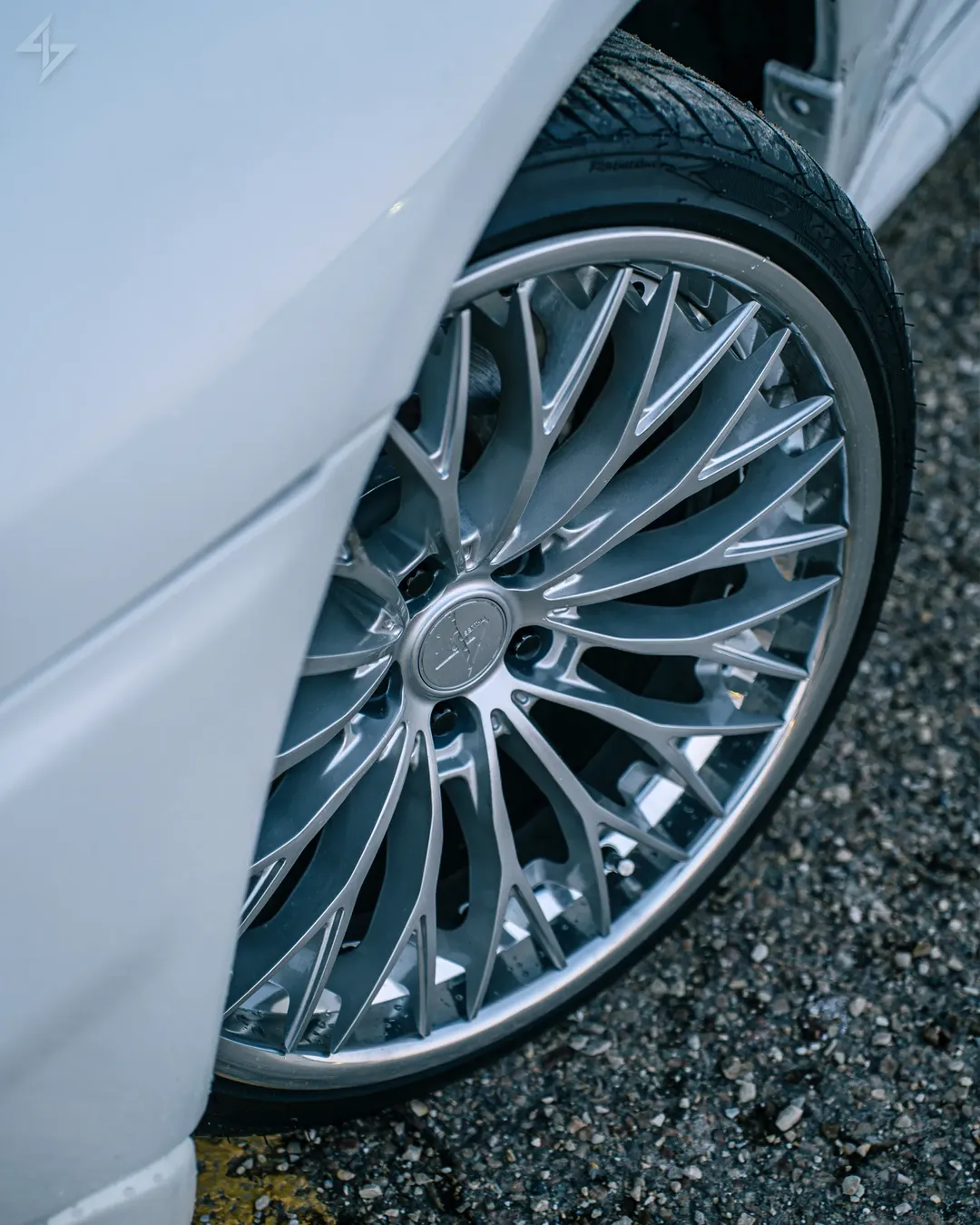 Roues Sentali Corsa sur le véhicule d'un client