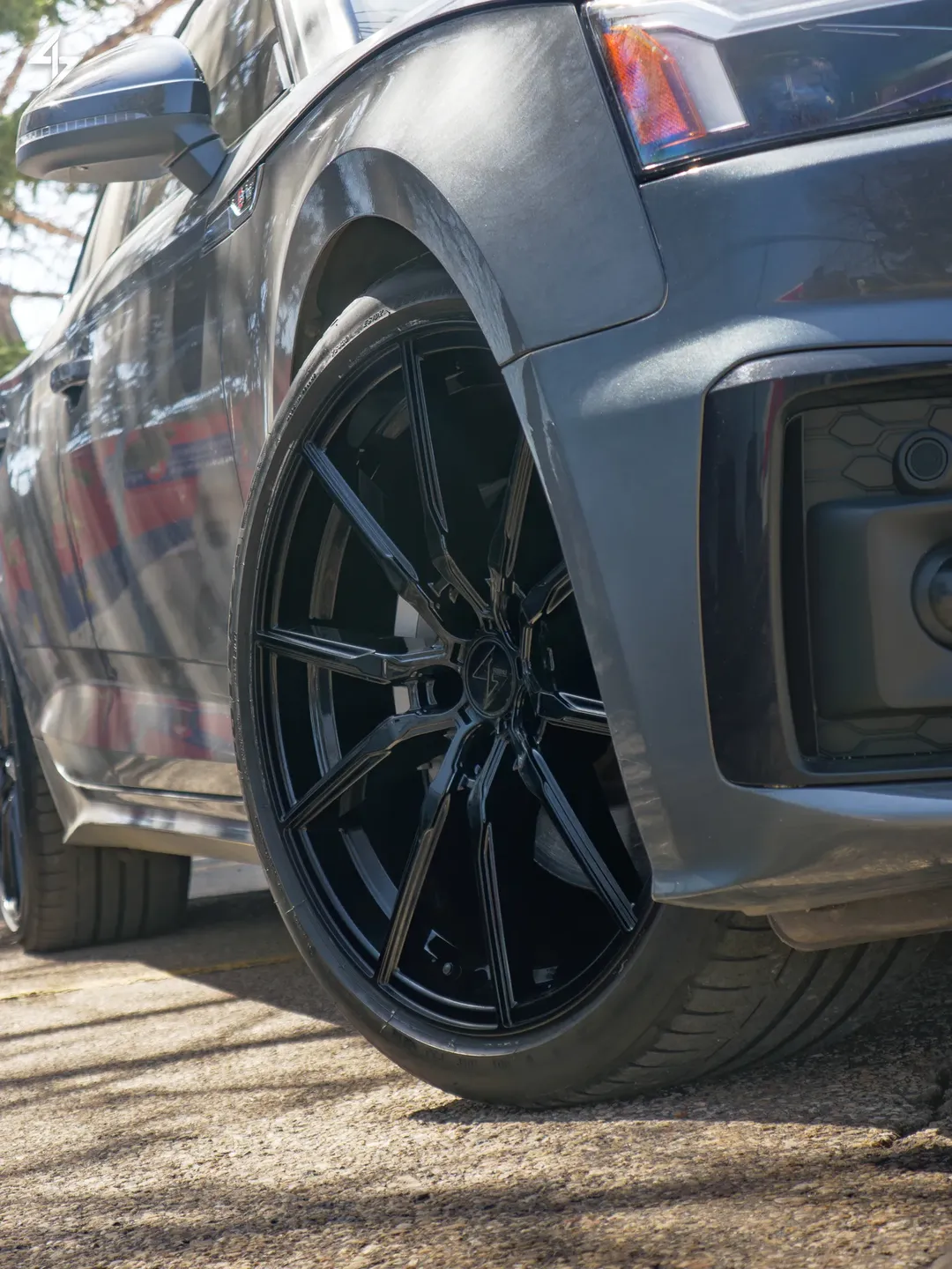 Roues Sentali Falcon sur le véhicule d'un client