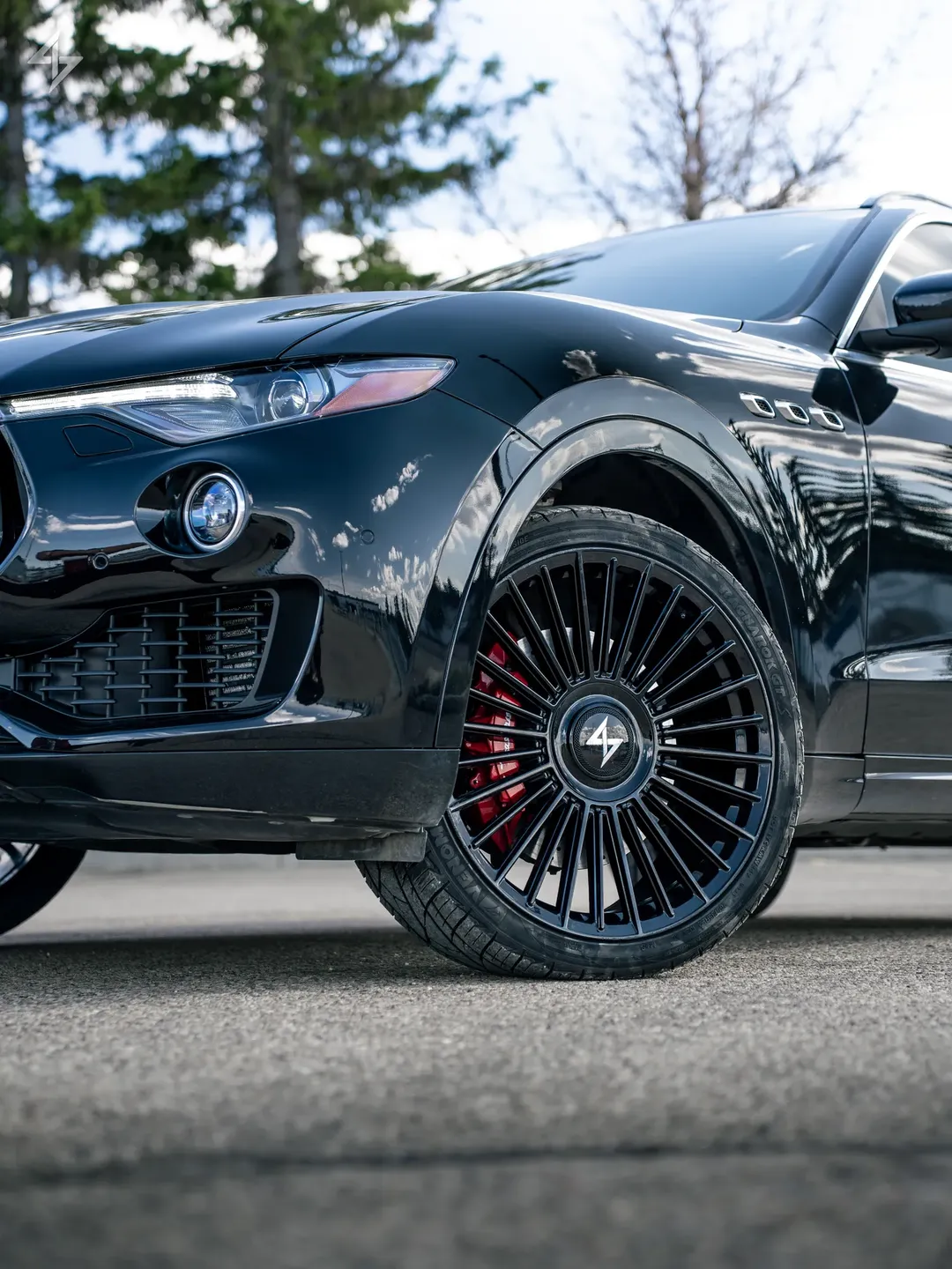 Roues Sentali Spectre sur le véhicule d'un client