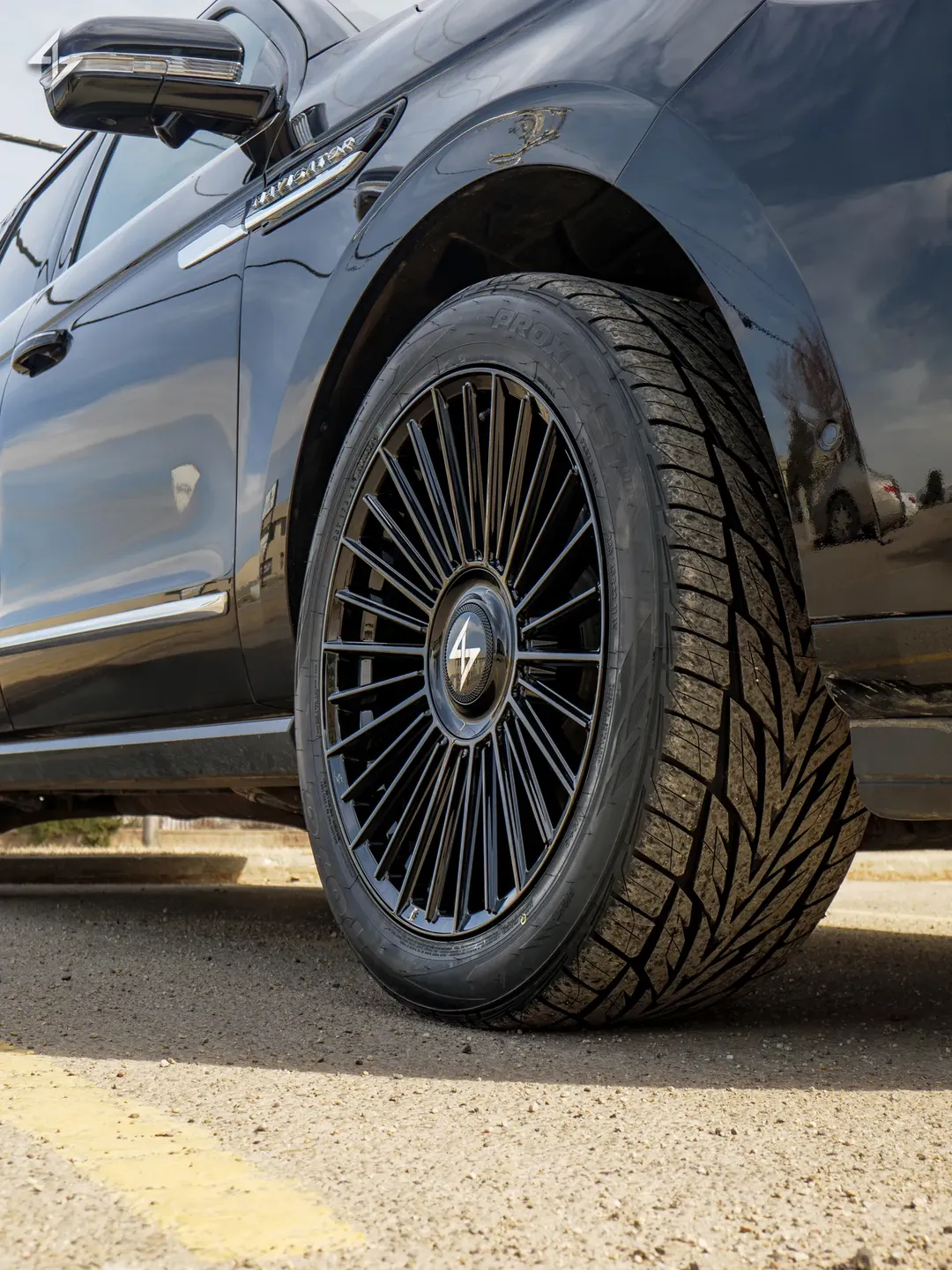 Roues Sentali Spectre sur le véhicule d'un client