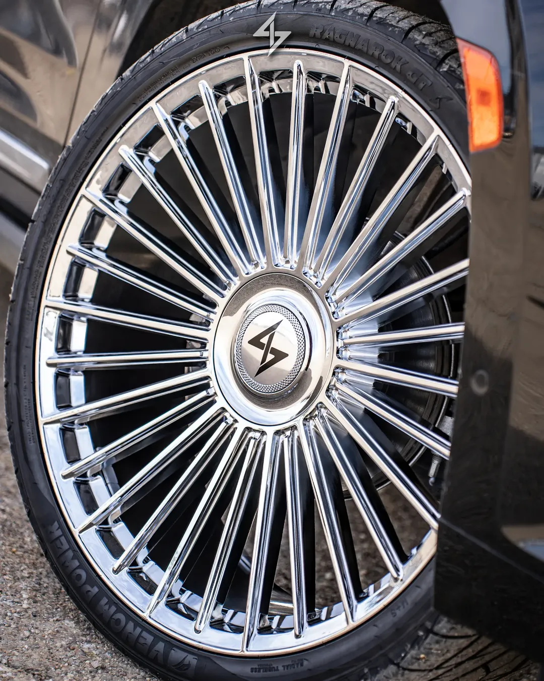 Roues Sentali Spectre sur le véhicule d'un client