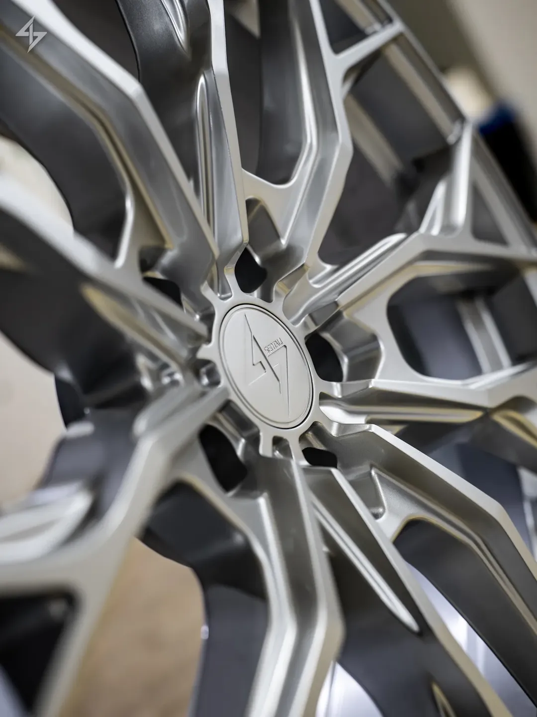 Roues Sentali Breakout sur le véhicule d'un client