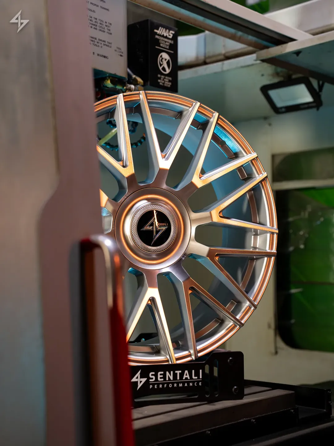 Roues Sentali Empire sur le véhicule d'un client