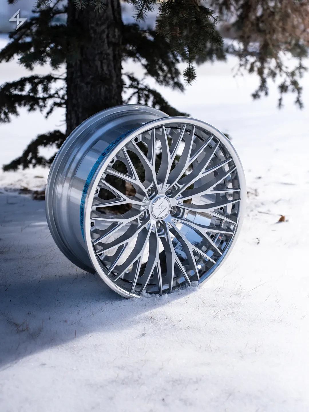 Roues Sentali Strada sur le véhicule d'un client