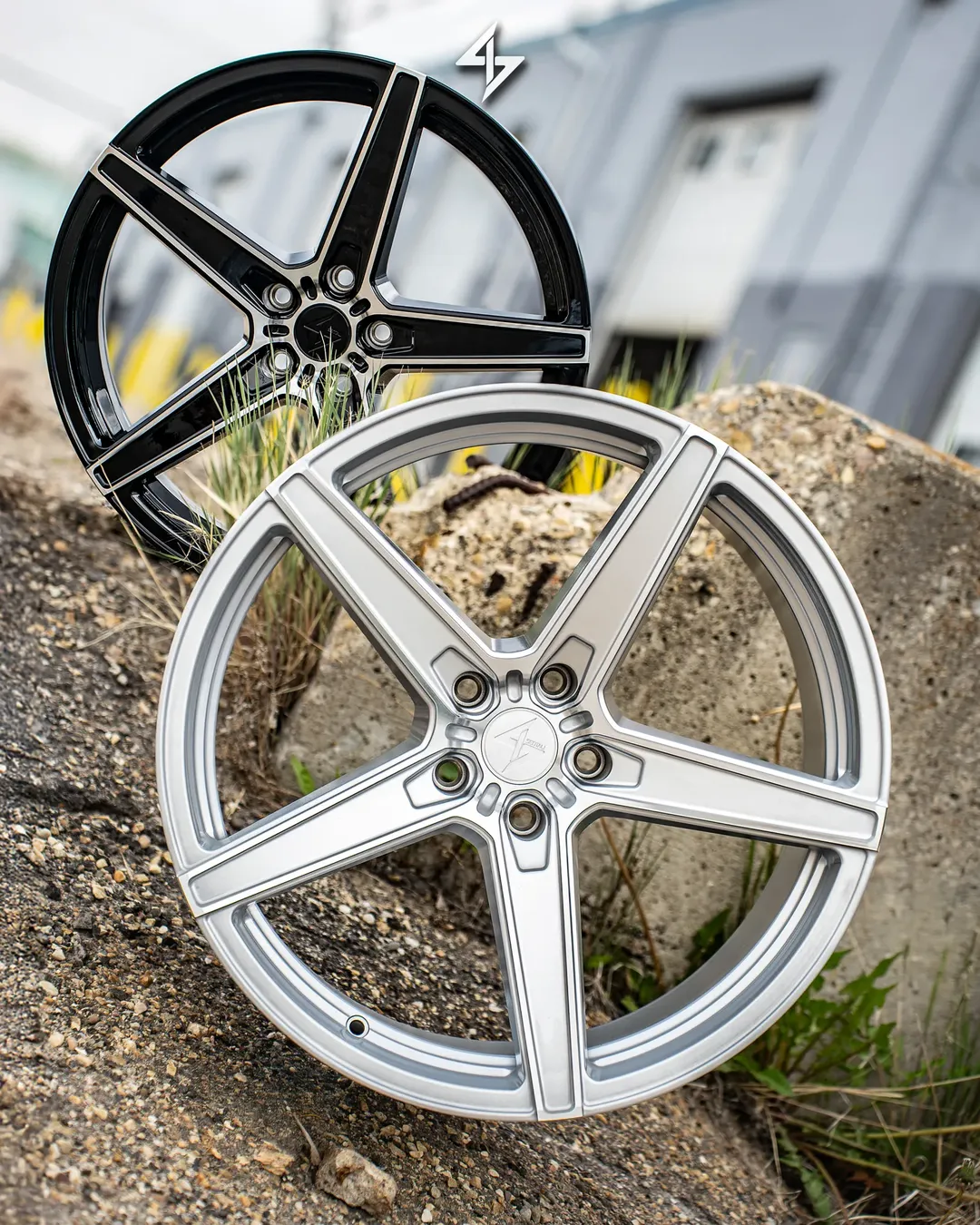 Roues Sentali Xenon sur le véhicule d'un client